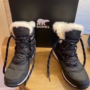 Sorel Whitney Short Lace Snow Boot